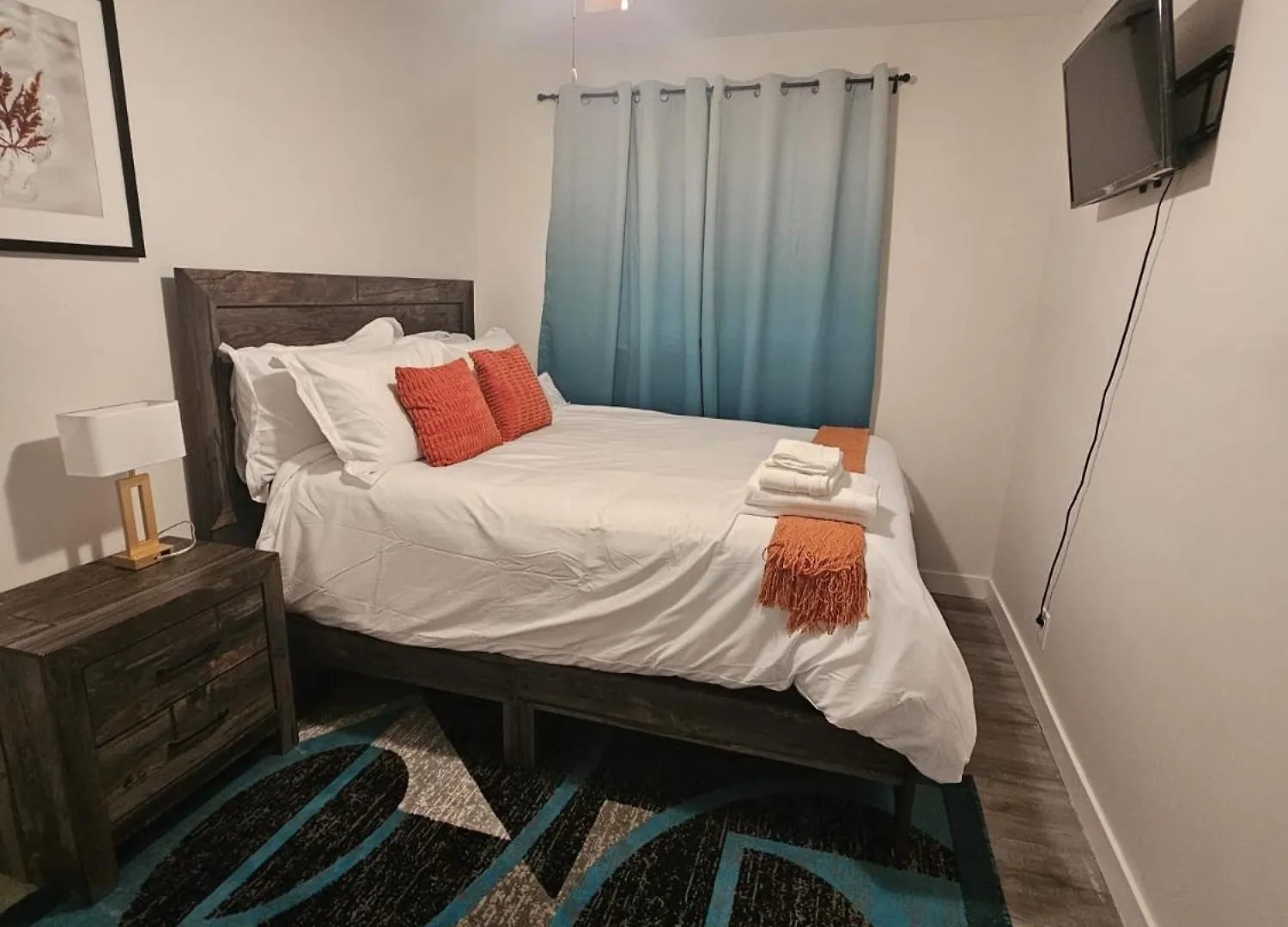 ホームステイ Aansel Suites Queen Room エドモントン